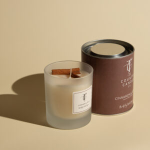 SEASONAL PASTELS-Cinnamon & Apple 230g Glass Candle