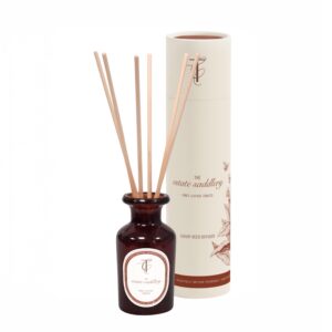 COAST & COUNTRY-The Estate Saddlery 100ml Amber Glass Reed Diffuser